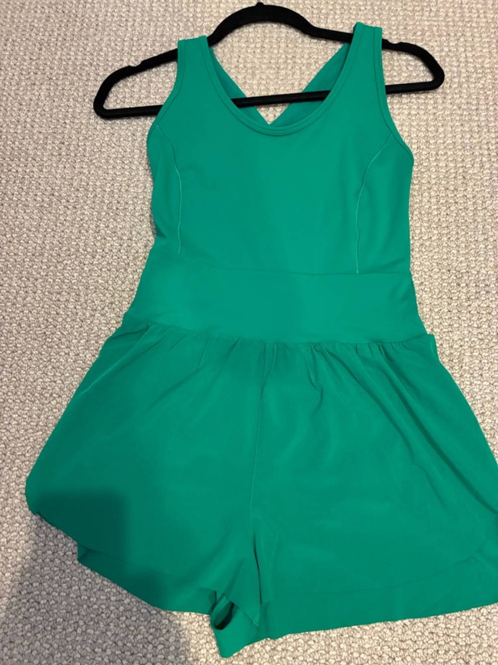 NWOT Athleta One Piece Run Shorts. Kelly Green, Size Small